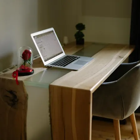 Appartement 5 Seconds Away From The Main Street, Free Secured Parking *